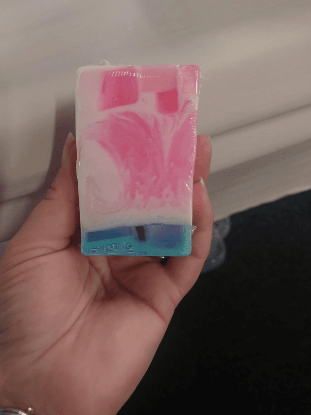 70 - 89g Bubblegum Soap Loaf Slice 