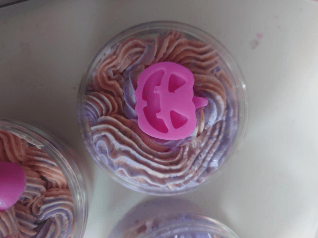 Shower Fluff - Candy Apple 